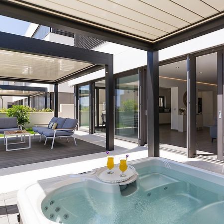 Shell Luxury Residences With Pool And Whirlpool Zadar Exterior photo
