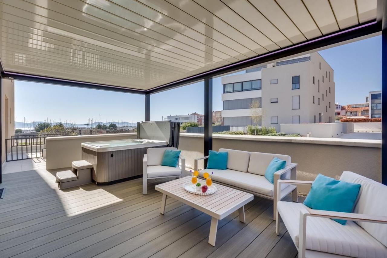 Shell Luxury Residences With Pool And Whirlpool Zadar Exterior photo