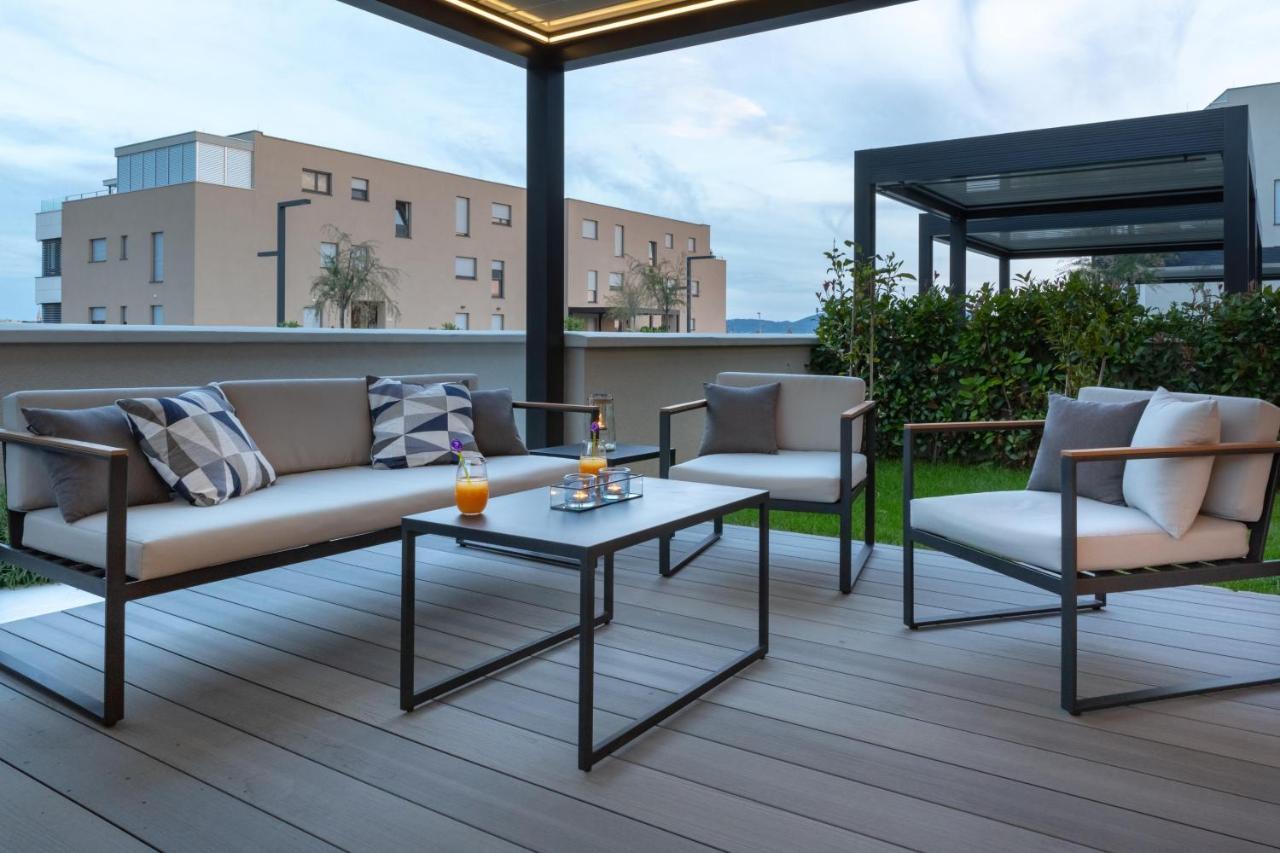Shell Luxury Residences With Pool And Whirlpool Zadar Exterior photo